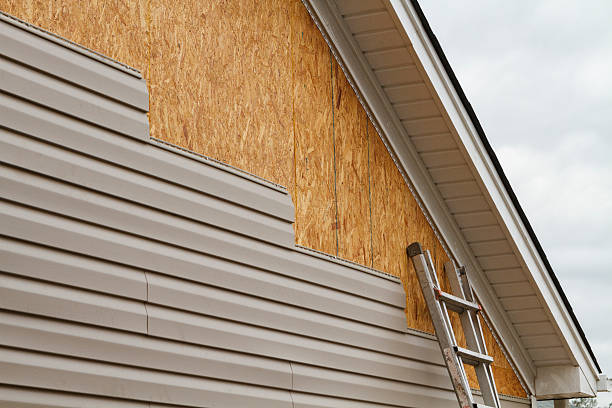 24/7 Emergency Siding Repair experts in Novelty, OH